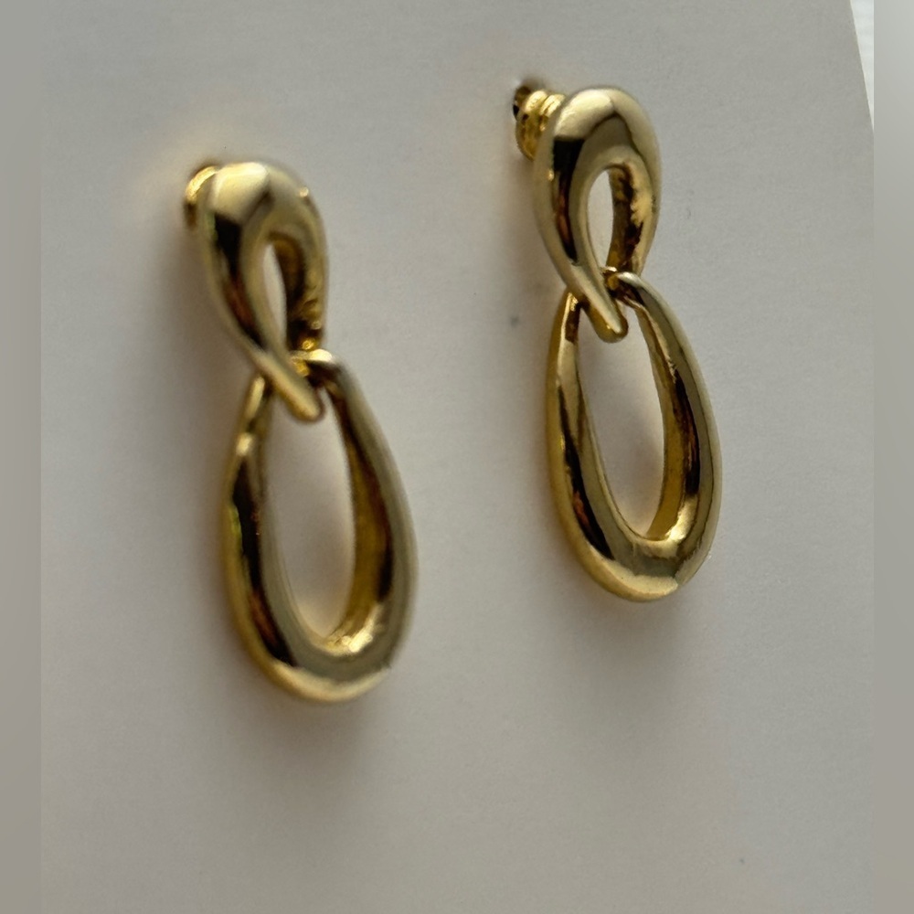 90s Gold Drop Earrings